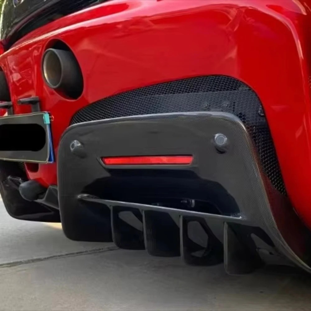 High Quality Fast Delivery Whole Sale Price Dry Carbon Fiber OEM Rear Diffuser Body Kits for  SF90